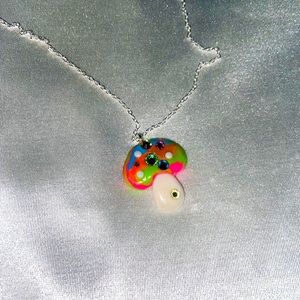Necklaces with mushroom pendant with crystal Swarovski